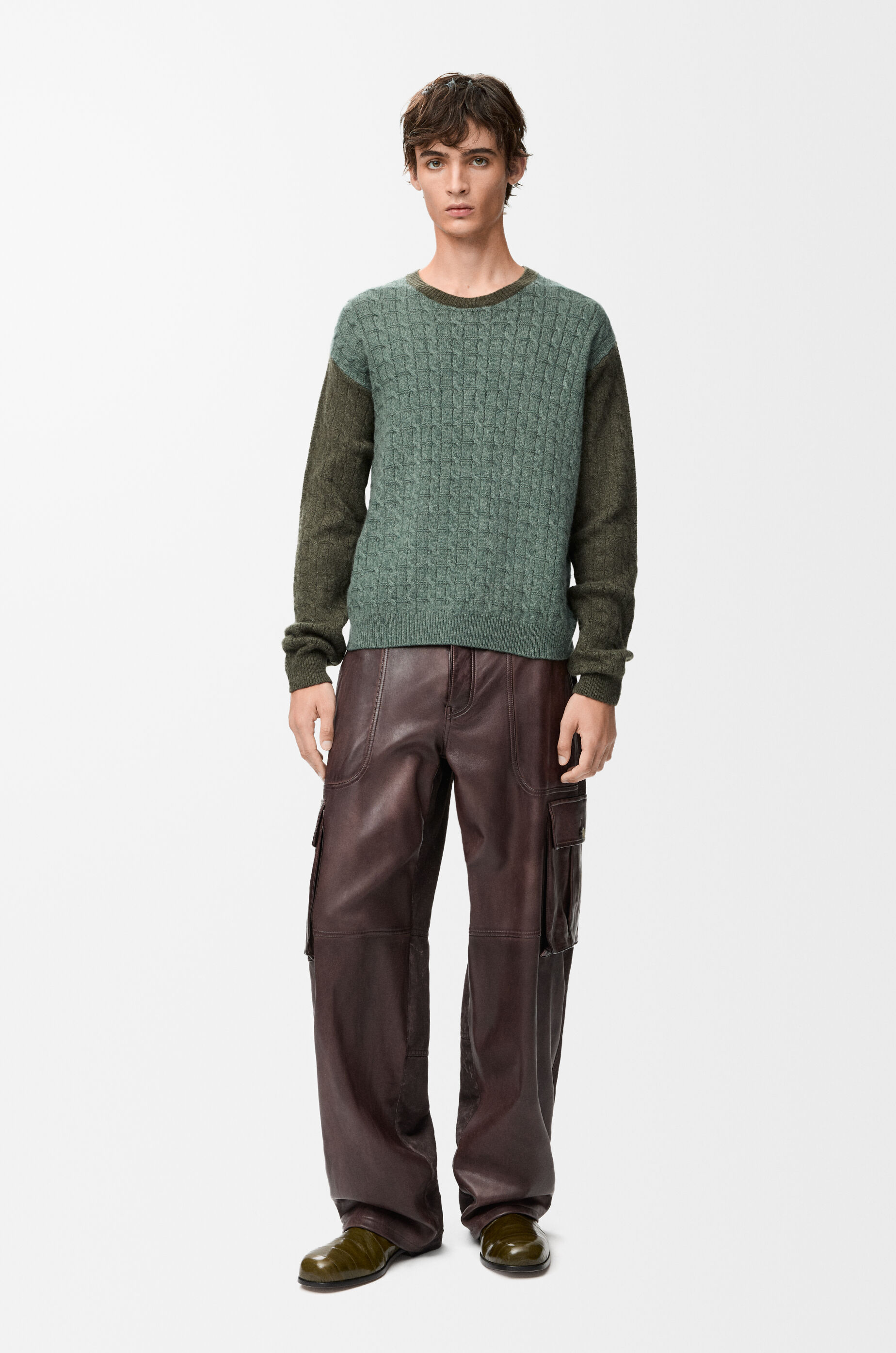 LOEWE Sweater in cashmere Light Green/Khaki Green