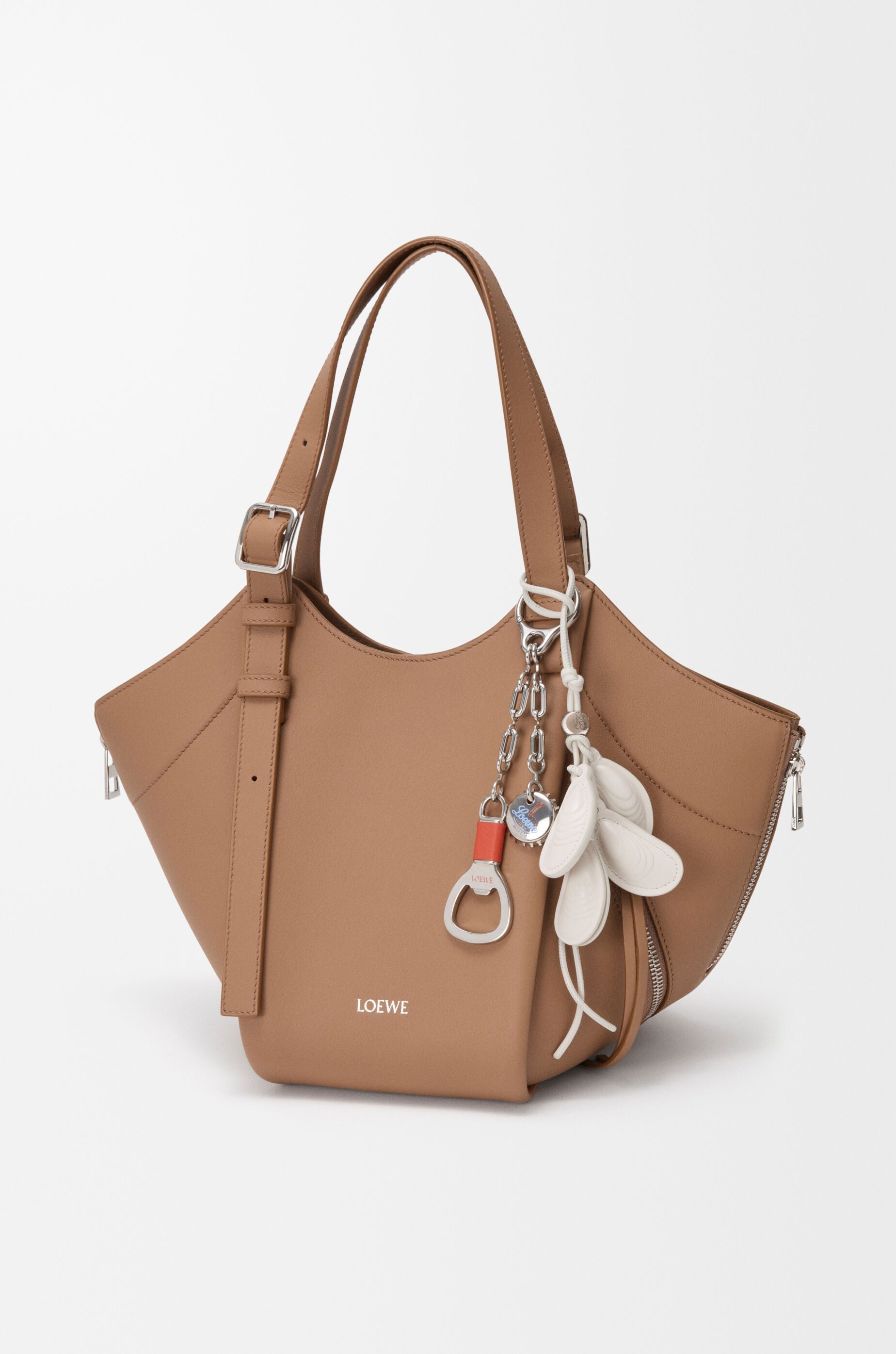 LOEWE Multi shell charm in leather White