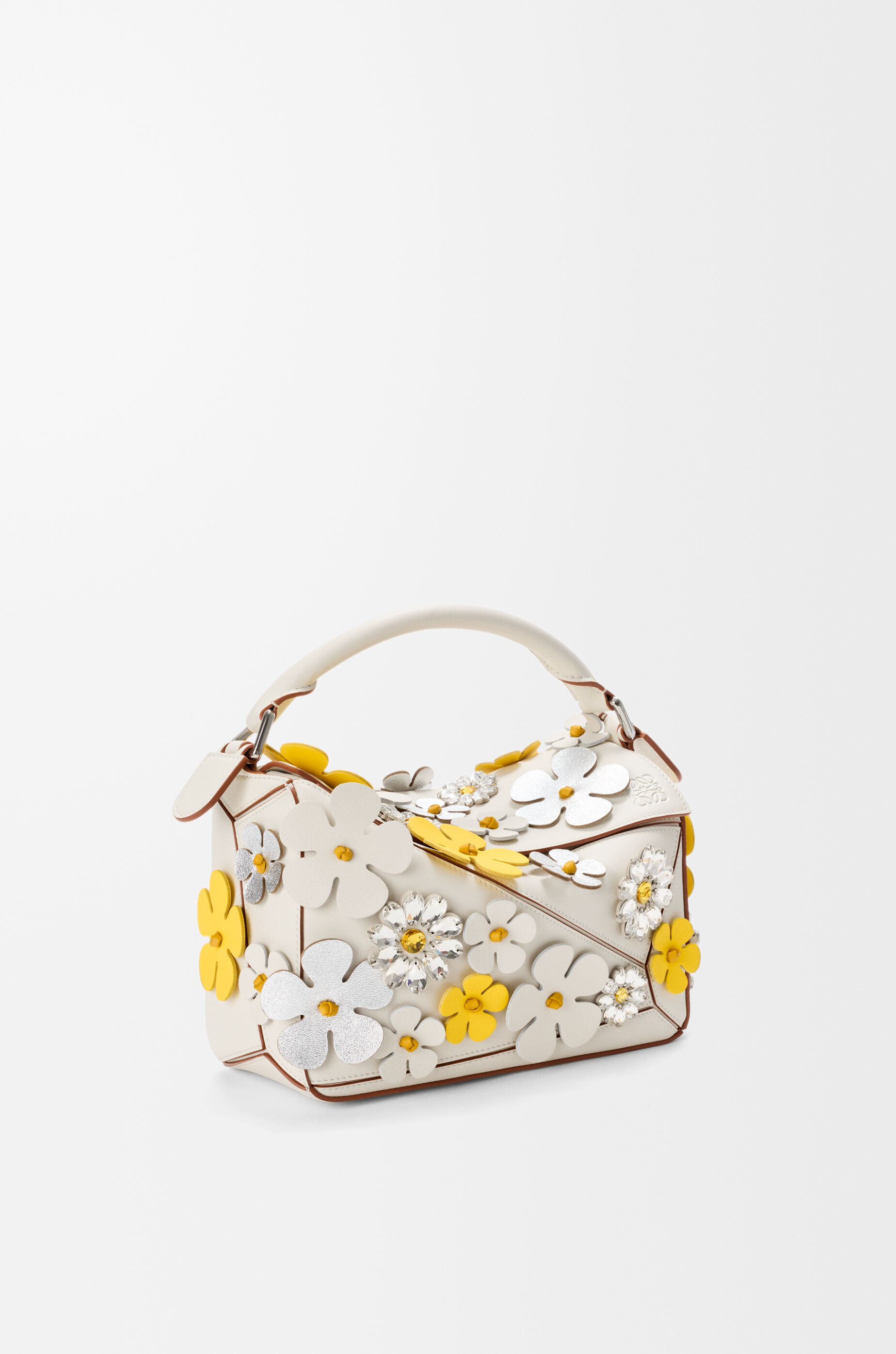 LOEWE Small Puzzle bag in classic calfskin Soft White