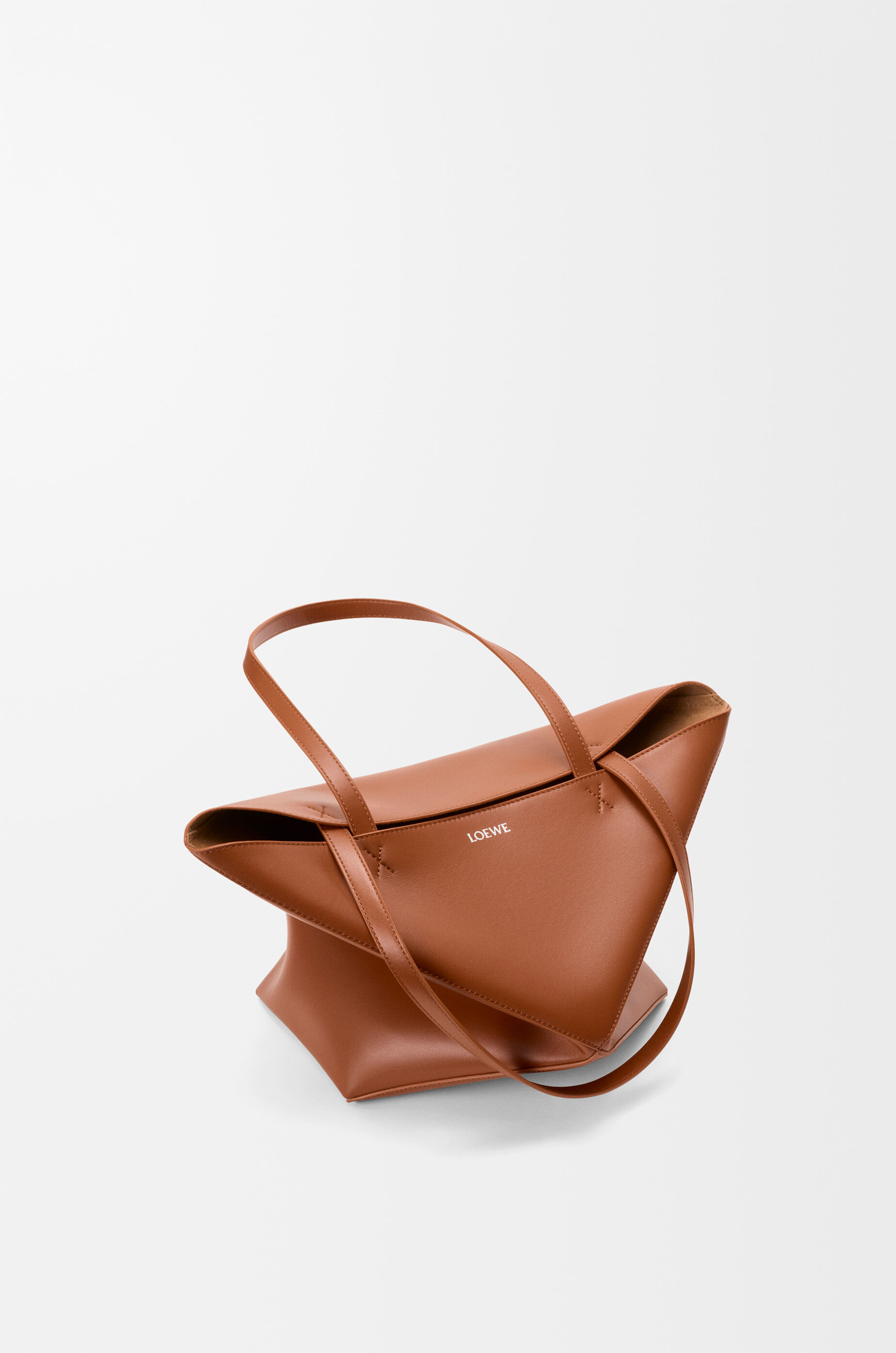 LOEWE Medium Puzzle Fold tote in shiny calfskin Squirrel