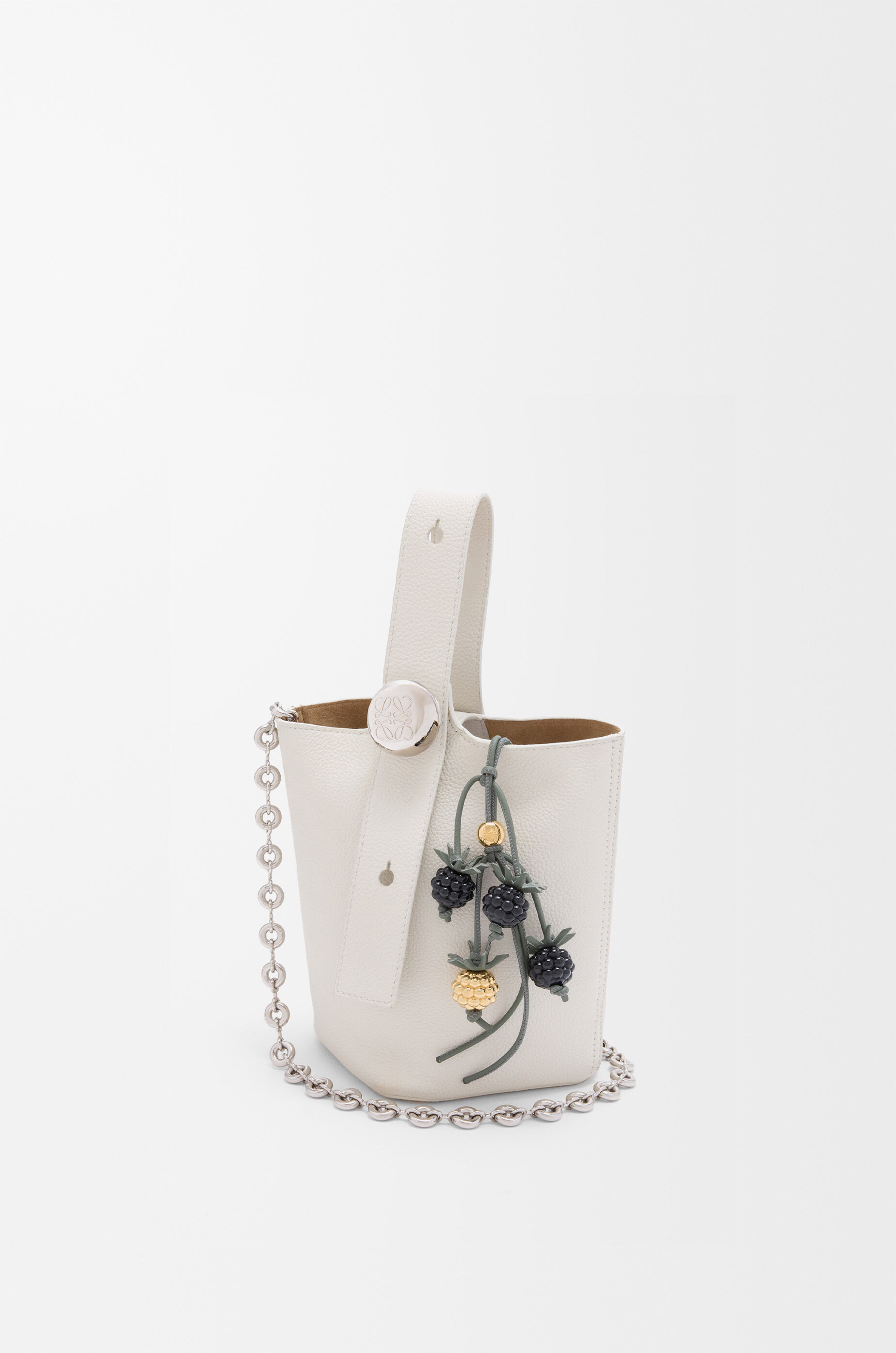 LOEWE Berry charm in classic calfskin Black/Green