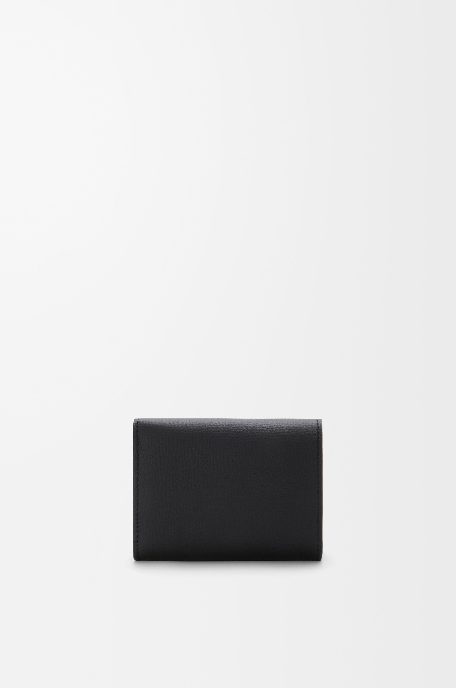 LOEWE Anagram trifold wallet in pebble grained calfskin Black/Gold