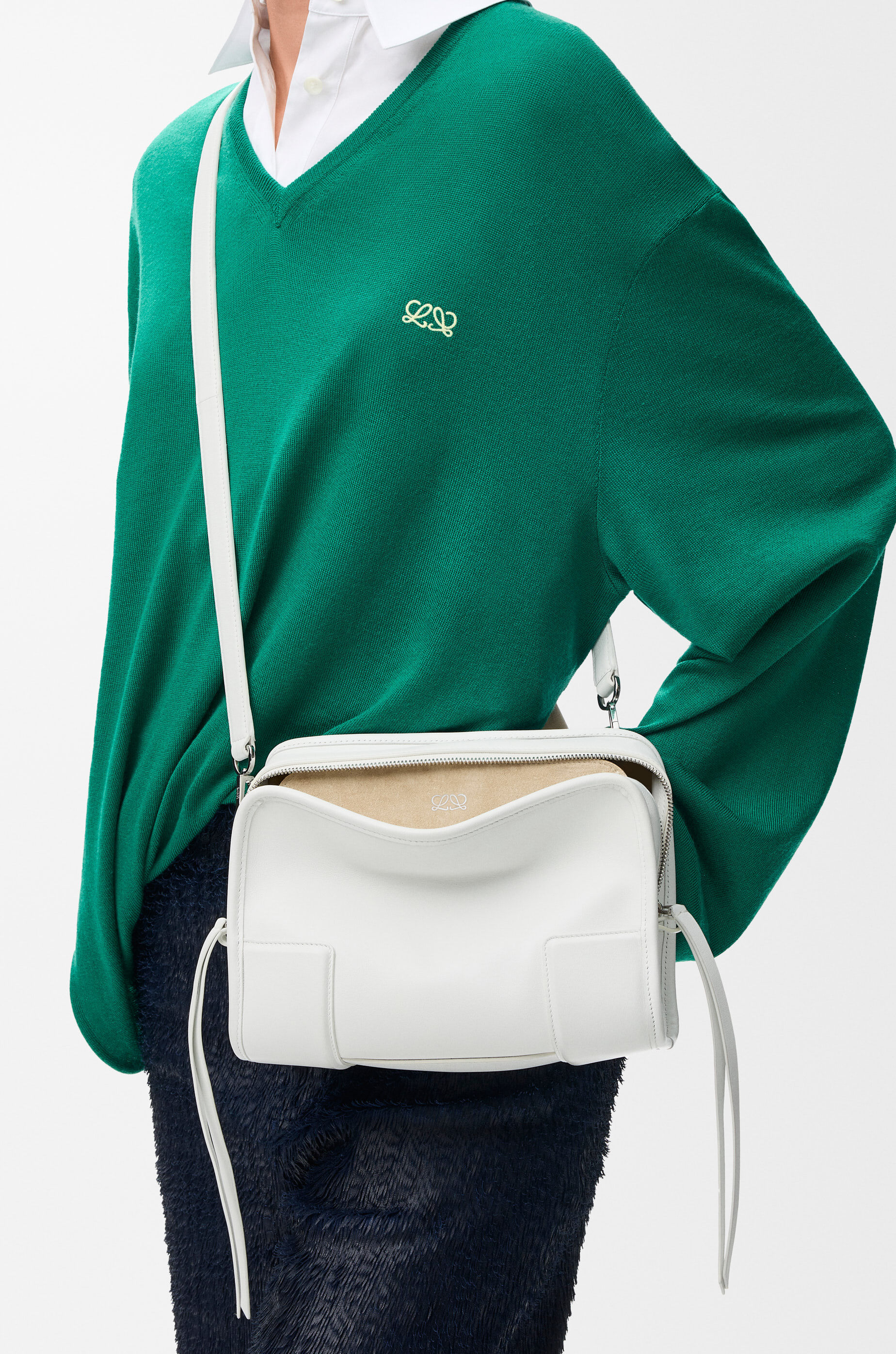 LOEWE Small Amazona 180 bag in soft calfskin White