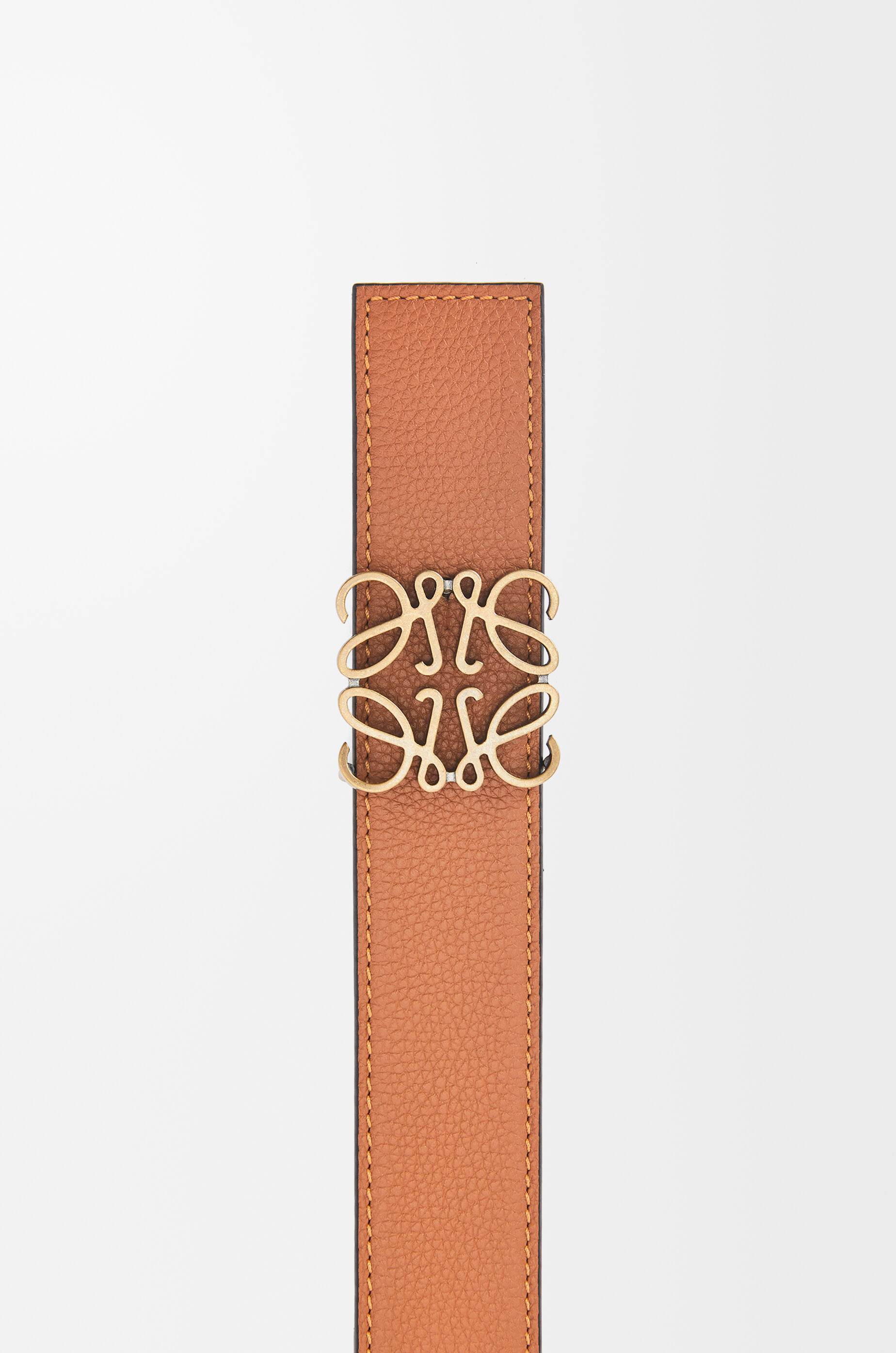 LOEWE Reversible Anagram belt in smooth calfskin and soft grained calfskin Tan/Black/Old Gold