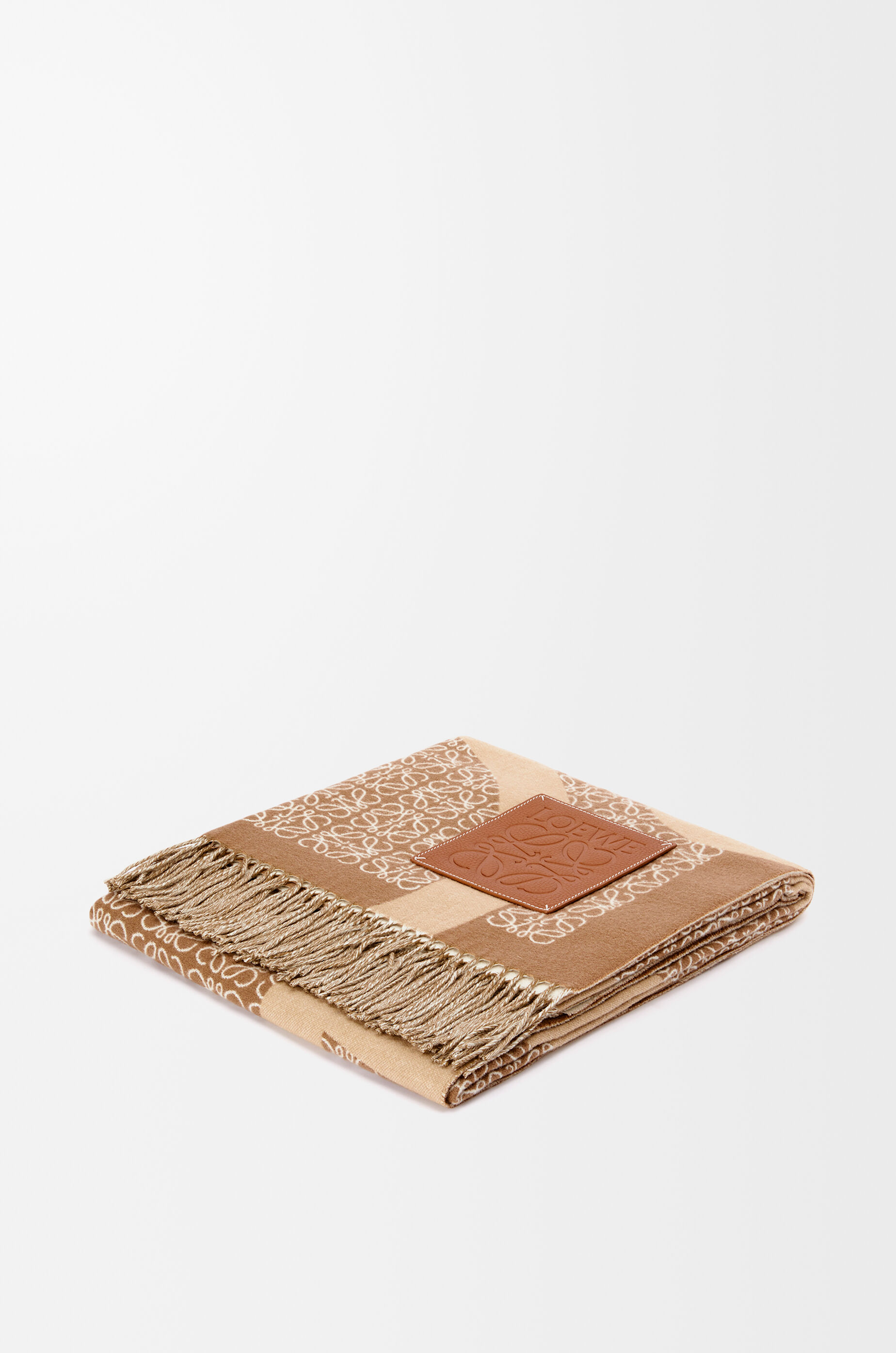 LOEWE Anagram blanket in wool Camel