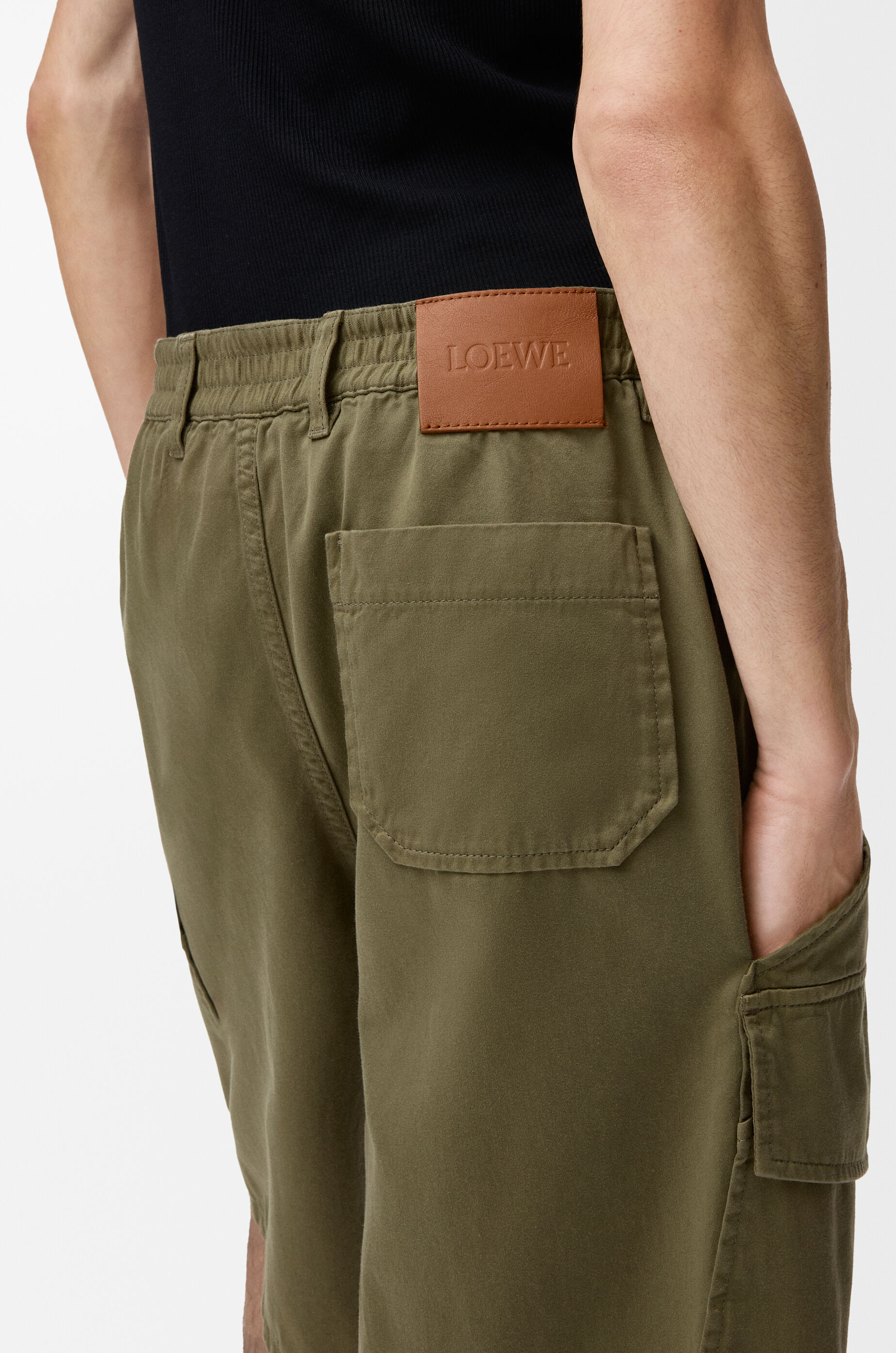 LOEWE Cargo shorts in cotton Khaki Green