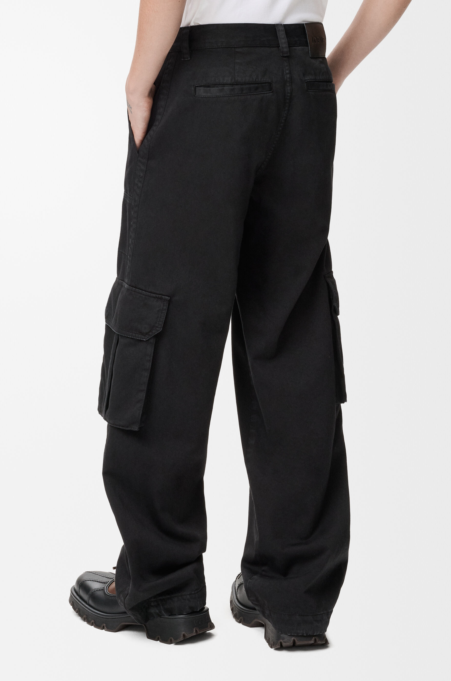 LOEWE Cargo trousers in cotton Black